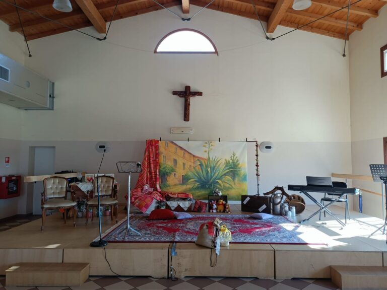 La sala del Circolo allestita per la presentazione del libro